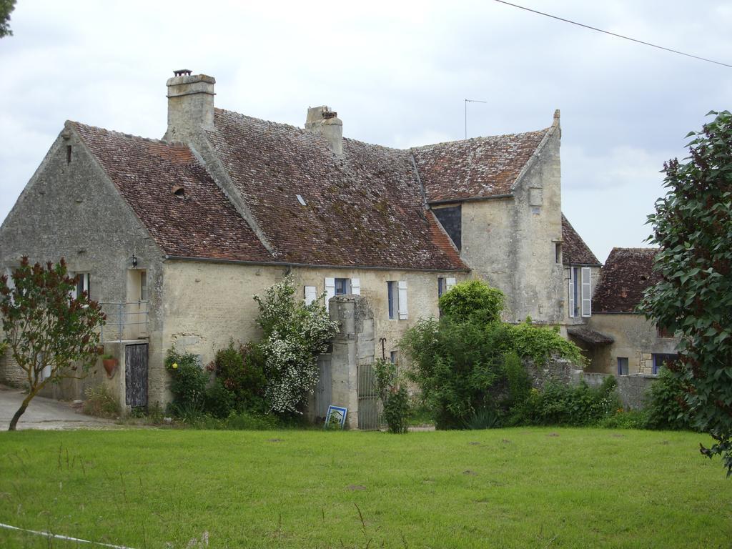 Manoir De Coulandon Hotel Argentan Exterior photo